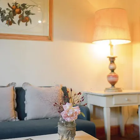 Lägenhet Donato With Shared Pool *