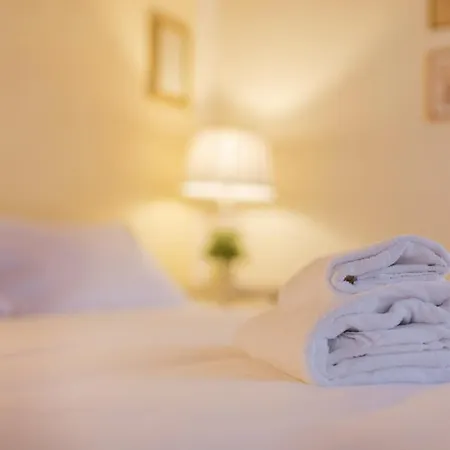 Donato With Shared Pool * Lucca