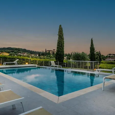 Apartment Donato With Shared Pool Lucca