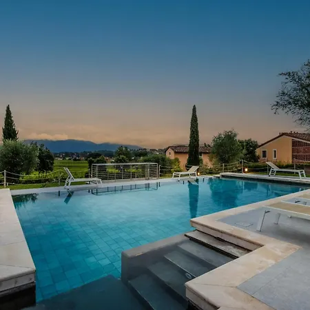 Donato With Shared Pool Apartment Lucca
