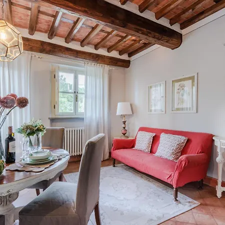 Donato With Shared Pool Apartment Lucca