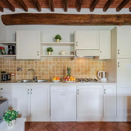 Donato With Shared Pool Apartment *